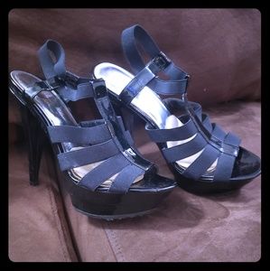 Jessica Simpson heels